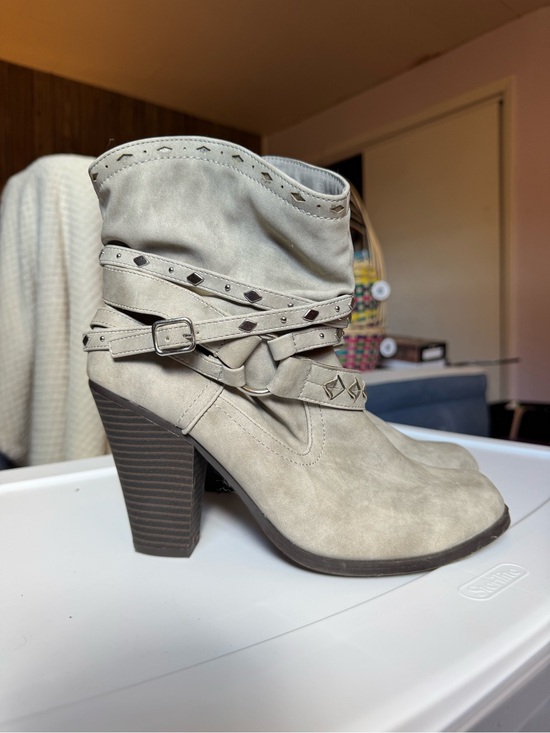 Daisy Fuentes Shoes - Daisy Fuentes Light Taupe Suede-Style Heeled Ankle Boots